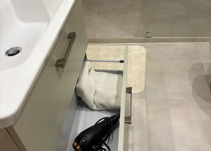 Family Friendly Flat Steps From The Zoo * Wrocław