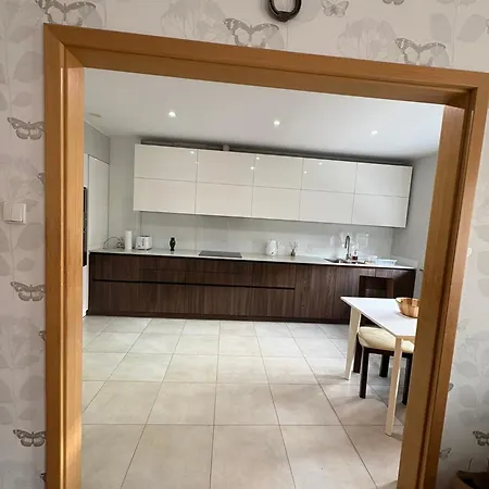 Family Friendly Flat Steps From The Zoo Appartement Wrocław