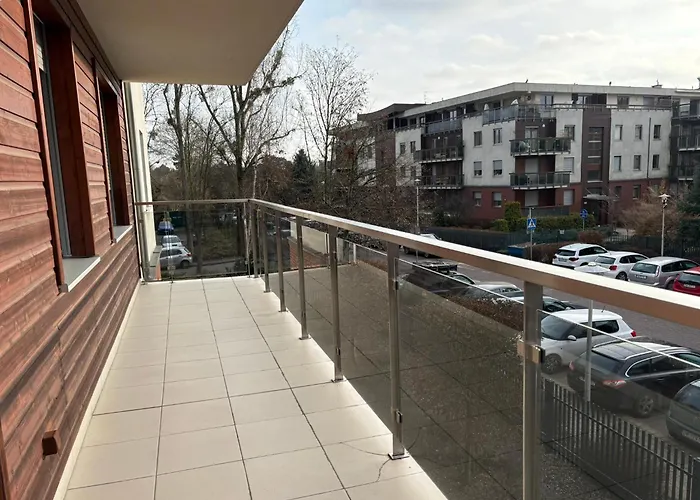 Family Friendly Flat Steps From The Zoo Апартаменты Вроцлав